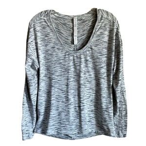 Lululemon Women Long Sleeve Pullover Round Neck SZ 6 Tiger Space Dye Black White